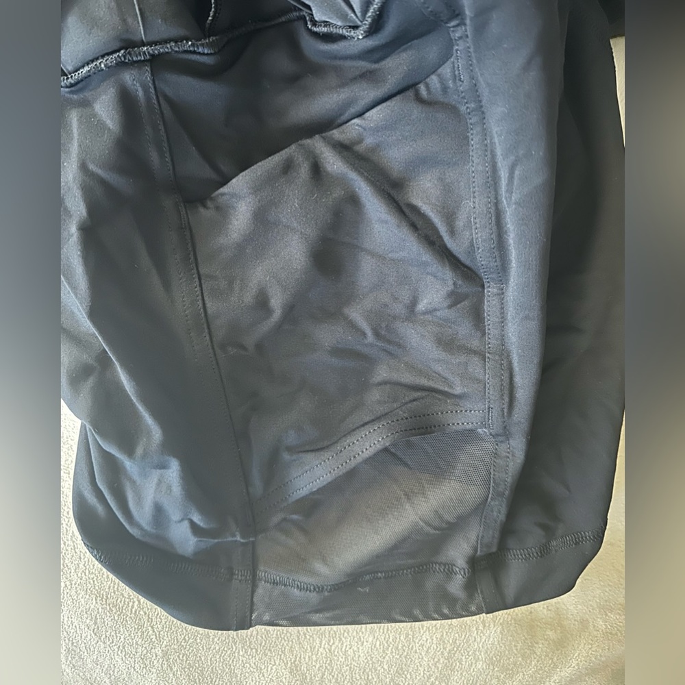 lululemon size 12 Black Pleated Skort - Picture 5 of 7